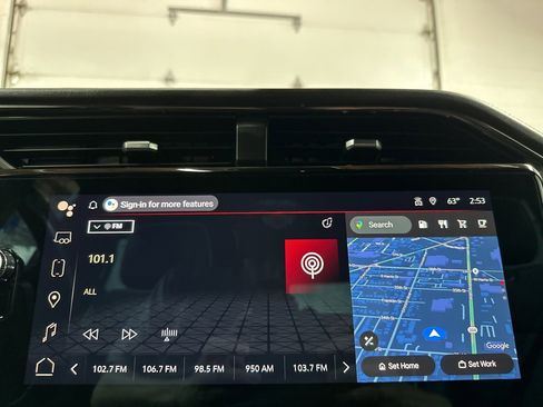 Used 2024 GMC Sierra 2500 AT4X image 28