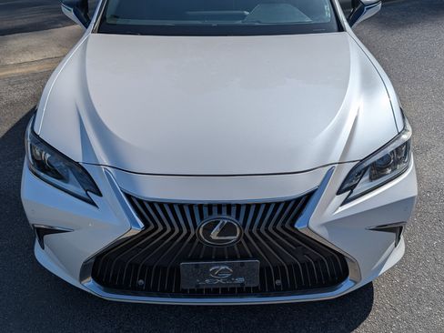 Used 2019 Lexus ES 350 w/ Accessory Package 2 image 13