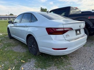 Used 2019 Volkswagen Jetta SEL FWD video 3
