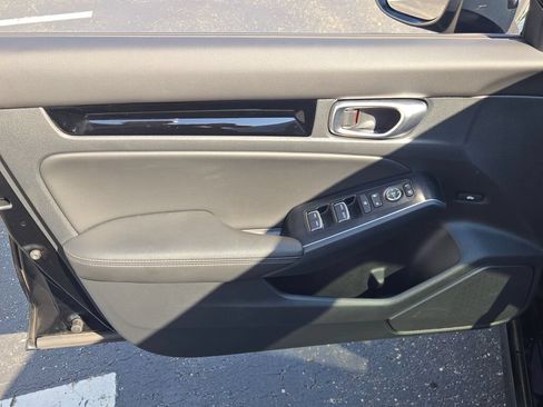 Used 2024 Honda Civic Touring image 18