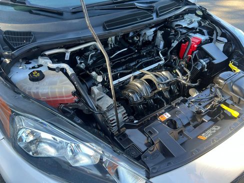 Used 2019 Ford Fiesta ST-Line w/ ST Line Cold Weather Package FWD image 15