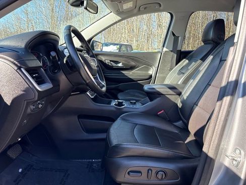 Used 2024 GMC Terrain SLT image 36