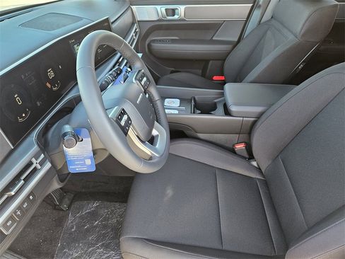 New 2026 Hyundai Santa Fe SE image 13