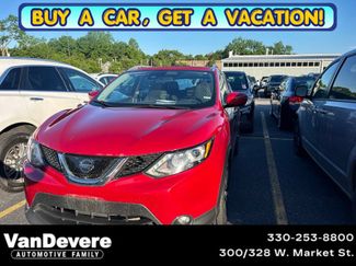 Used 2017 Nissan Rogue Sport SL w/ SL Premium Package AWD/4WD video 1