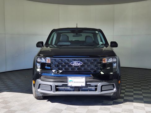 New 2026 Ford Maverick XLT w/ XLT Luxury Package image 2