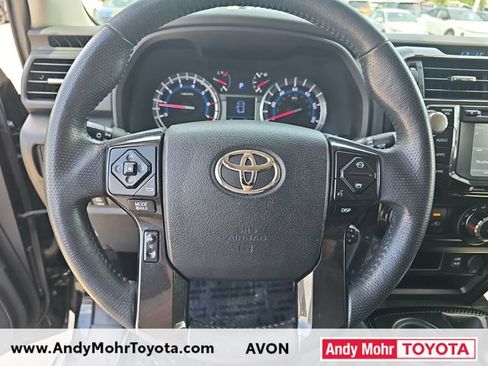 Used 2019 Toyota 4Runner TRD Off-Road AWD/4WD image 15