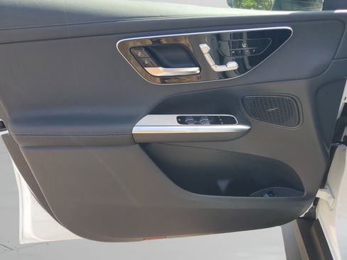 Certified 2026 Mercedes-Benz GLC 300 4MATIC image 16