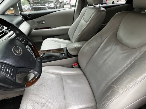 Used 2010 Lexus RX 350 2WD image 17