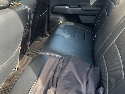 Used 2021 Toyota Tacoma TRD Off-Road image 8