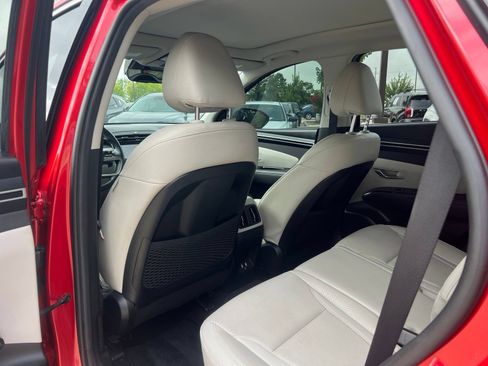 Used 2023 Hyundai Tucson Limited AWD/4WD image 17