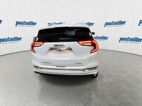 Used 2023 GMC Terrain Denali AWD/4WD image 10
