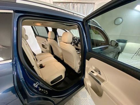 Used 2020 Mercedes-Benz GLB 250 4MATIC image 32