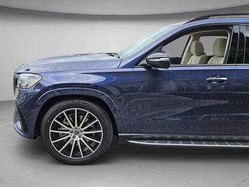 New 2026 Mercedes-Benz GLS 450 4MATIC image 33