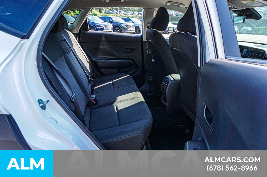 Used 2025 Hyundai Kona SEL FWD image 21