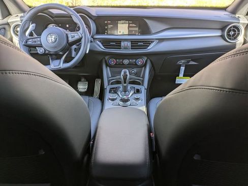 New 2025 Alfa Romeo Stelvio Sprint w/ Convenience Package image 5
