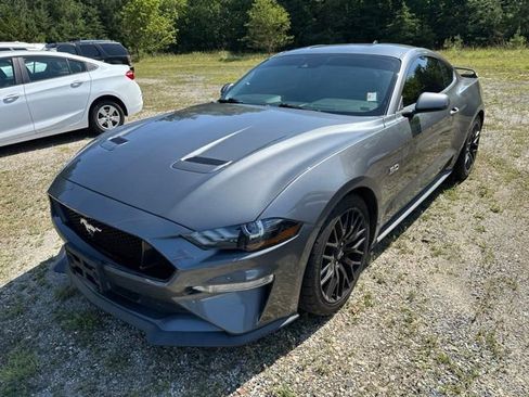 Used 2021 Ford Mustang GT Premium w/ GT Performance Package RWD image 3