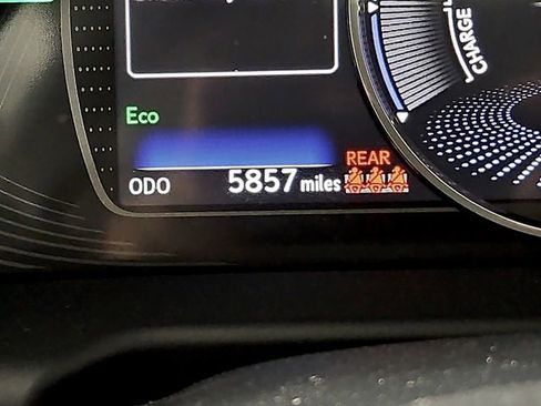 Used 2025 Lexus ES 300h w/ Premium Package image 21