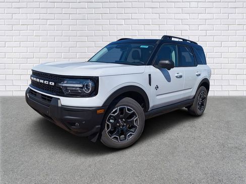 New 2025 Ford Bronco Sport Outer Banks w/ Outer Banks Tech Package+ image 1