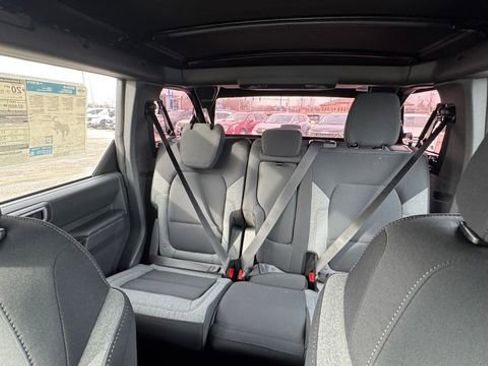 New 2025 Ford Bronco 4-Door AWD/4WD image 33
