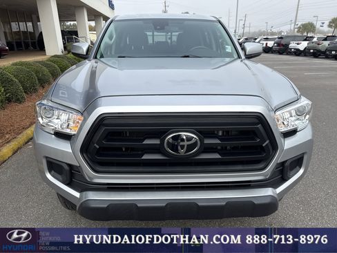 Used 2023 Toyota Tacoma 4x4 Double Cab image 5