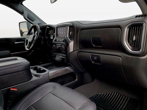 Used 2021 Chevrolet Silverado 3500 LTZ w/ LTZ Convenience Package AWD/4WD image 33