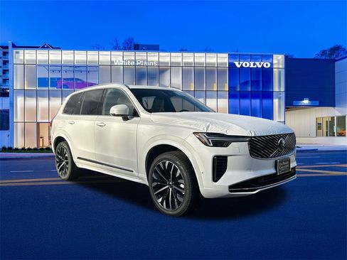 New 2026 Volvo XC90 B6 Ultra image 1