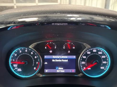 Used 2023 Chevrolet Traverse LT FWD image 6