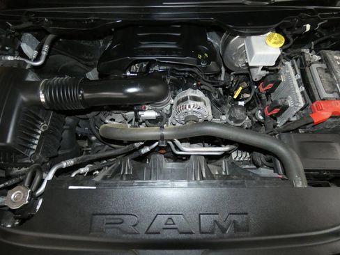 Used 2020 RAM 1500 Laramie image 28