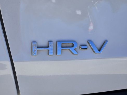 Certified 2023 Honda HR-V Sport image 11