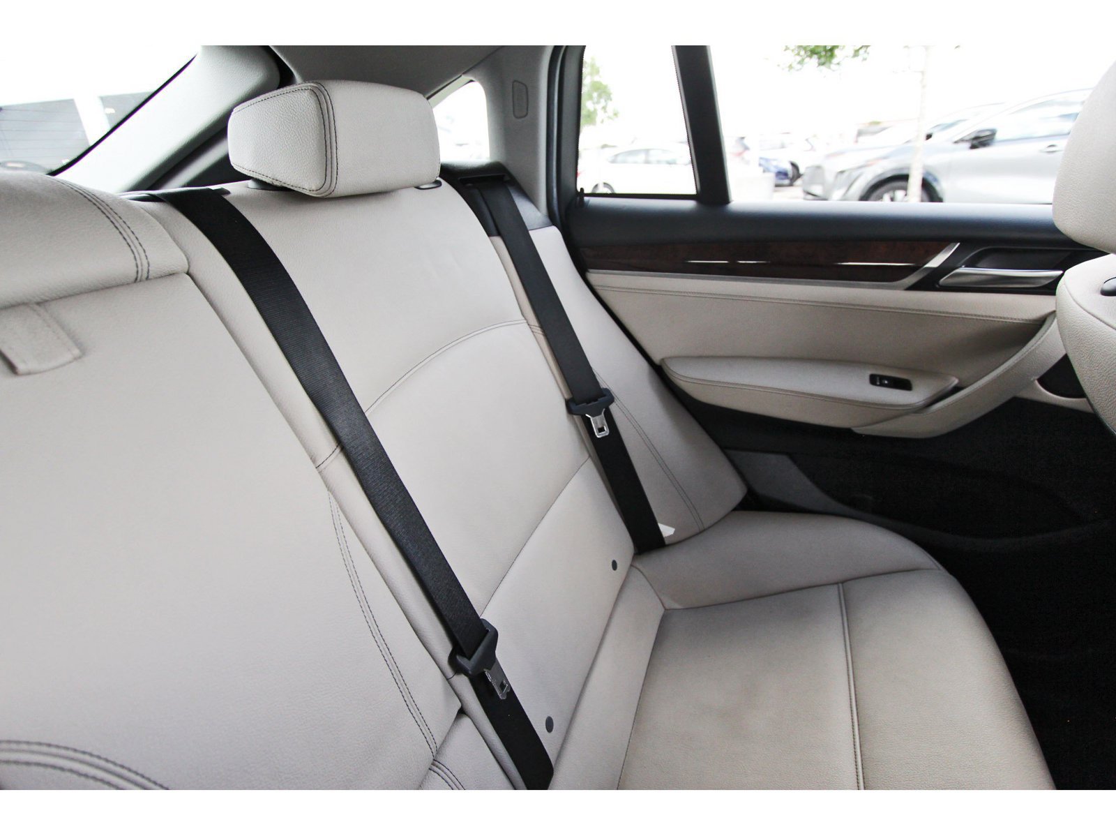 Used 2017 BMW X4 xDrive28i AWD/4WD image 16