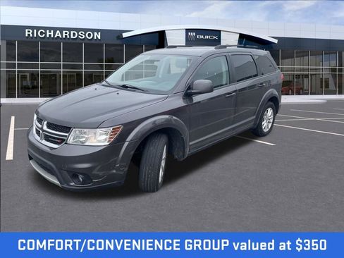 Used 2016 Dodge Journey SXT w/ Comfort/Convenience Group image 2