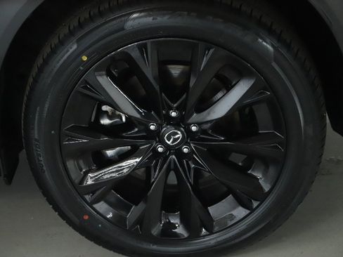 Certified 2025 MAZDA CX-90 Plug-In Hybrid w/Premium Sport image 43