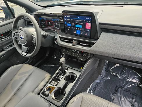 Used 2026 Subaru Outback Limited AWD/4WD image 18