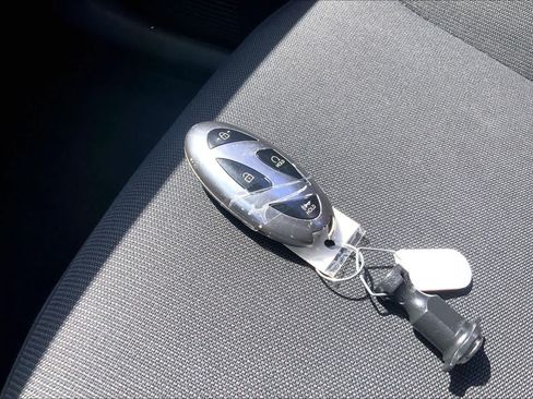 Used 2025 Hyundai Kona SEL AWD/4WD image 14