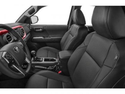 Used 2019 Toyota Tacoma TRD Sport AWD/4WD image 9