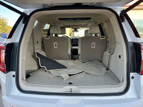 Used 2022 GMC Acadia Denali w/ Denali Ultimate Package image 27