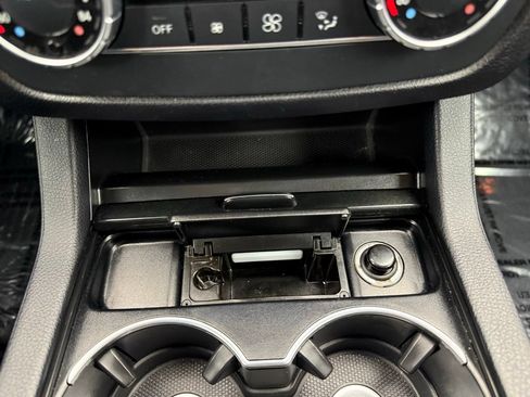 Used 2019 Mercedes-Benz GLE 400 4MATIC w/ Premium 1 Package image 54