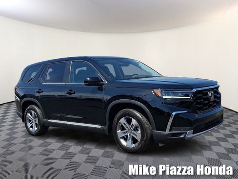 Used 2025 Honda Pilot EX-L image 1