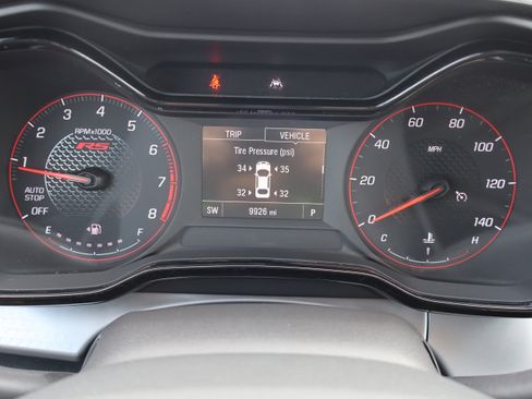 Used 2024 Chevrolet Trax RS FWD image 22