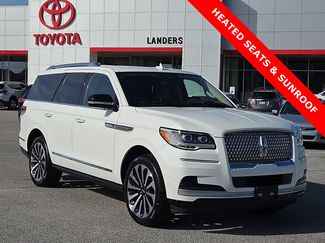 Used 2022 Lincoln Navigator Reserve video 1