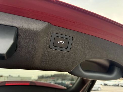 Used 2016 Hyundai Santa Fe Limited w/ Option Group 04 image 14