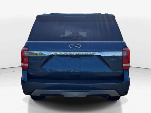 Used 2019 Ford Expedition XLT w/ Equipment Group 202A RWD image 5