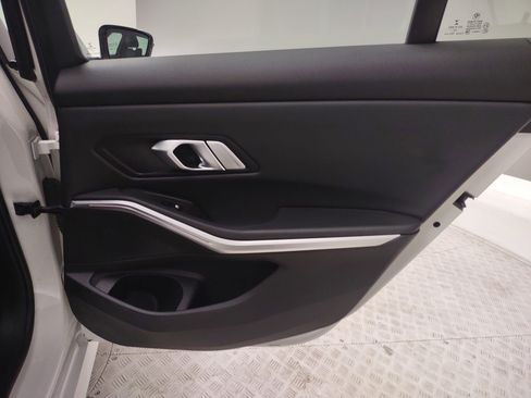 Certified 2023 BMW 330i 330i w/ Convenience Package image 29