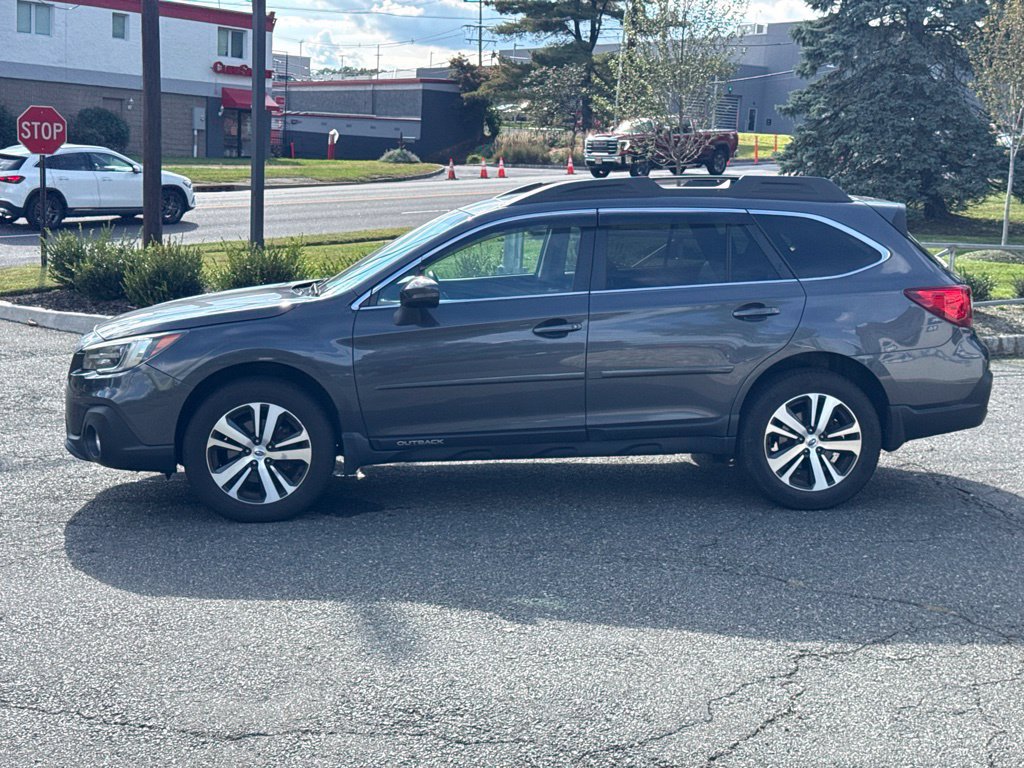 Used 2019 Subaru Outback 2.5i Limited AWD/4WD image 4
