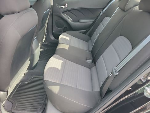 Used 2018 Kia Forte S image 8