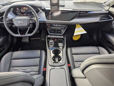 New 2026 Audi S e-tron GT Prestige image 16