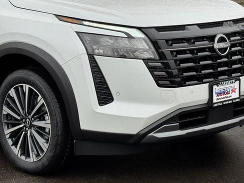 New 2026 Nissan Pathfinder Platinum w/ Cargo Package image 3