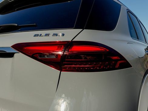 New 2026 Mercedes-Benz GLE 53 AMG 4MATIC image 18