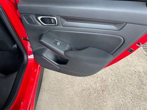 Used 2025 Honda Civic Sport image 22