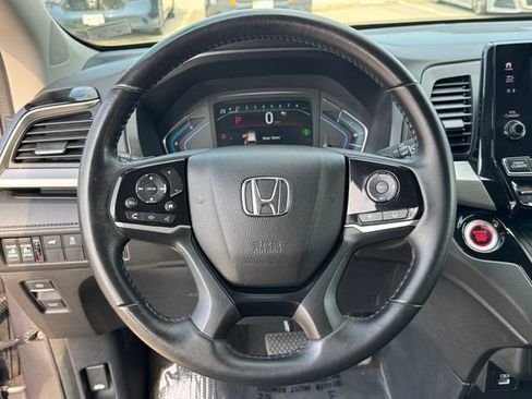 Used 2023 Honda Odyssey Touring image 25